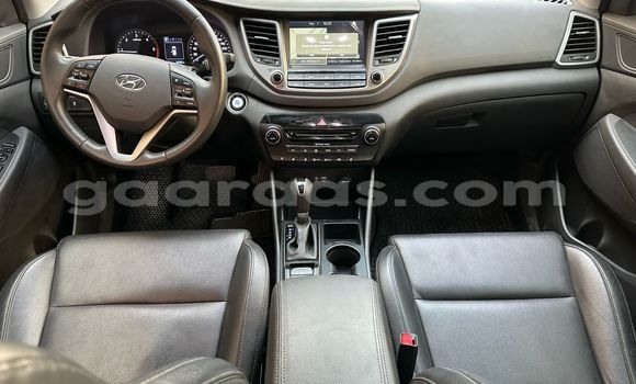 Acheter Occasion Voiture Hyundai Tucson Blanc à Dakar, Dakar Acheter Occasion Voiture Hyundai Tucson Blanc à Dakar, Dakar