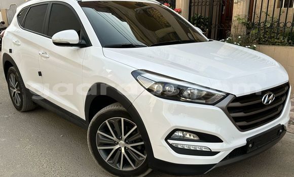 Acheter Occasion Voiture Hyundai Tucson Blanc à Dakar, Dakar Acheter Occasion Voiture Hyundai Tucson Blanc à Dakar, Dakar
