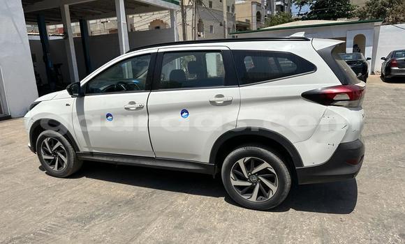 Dieundeu Occasion Toyota Rush White Auto in Dakar in Dakar Dieundeu Occasion Toyota Rush White Auto in Dakar in Dakar