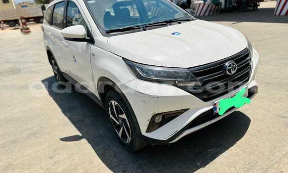 Dieundeu Occasion Toyota Rush White Auto in Dakar in Dakar Dieundeu Occasion Toyota Rush White Auto in Dakar in Dakar