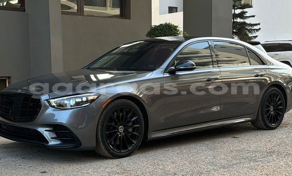 Buy Import Mercedes‒Benz S–Class Silver Car in Dakar in Dakar Buy Import Mercedes‒Benz S–Class Silver Car in Dakar in Dakar