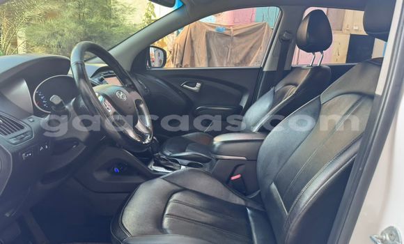 Dieundeu Occasion Hyundai Tucson White Auto in Dakar in Dakar Dieundeu Occasion Hyundai Tucson White Auto in Dakar in Dakar