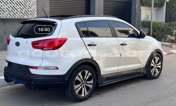 Buy Used Kia Sportage White Car in Dakar in Dakar Buy Used Kia Sportage White Car in Dakar in Dakar