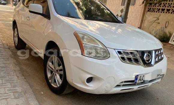 Acheter Occasion Voiture Nissan Rogue Blanc à Dakar, Dakar Acheter Occasion Voiture Nissan Rogue Blanc à Dakar, Dakar