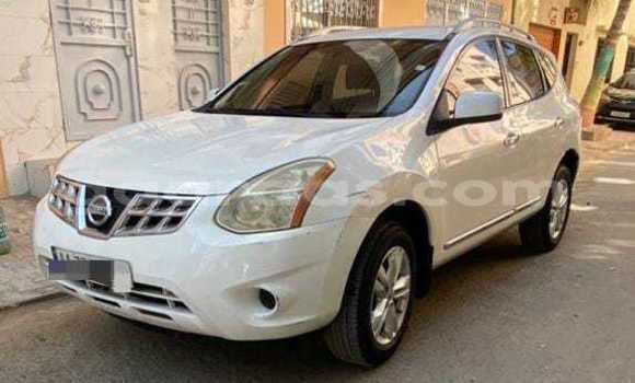 Acheter Occasion Voiture Nissan Rogue Blanc à Dakar, Dakar Acheter Occasion Voiture Nissan Rogue Blanc à Dakar, Dakar