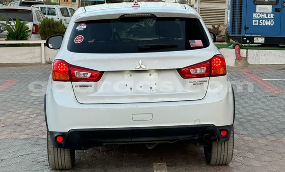 Dieundeu Imported Mitsubishi Outlander White Auto in Dakar in Dakar Dieundeu Imported Mitsubishi Outlander White Auto in Dakar in Dakar