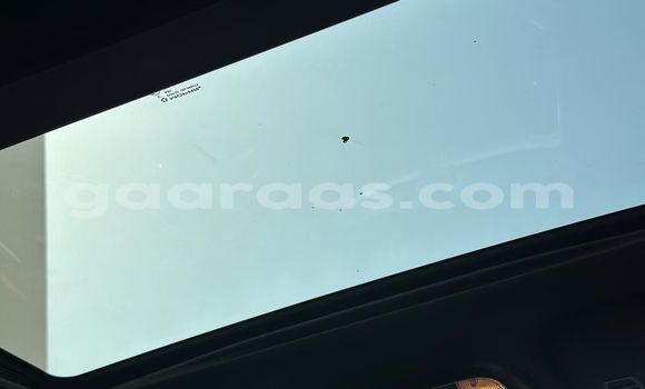 Dieundeu Occasion Jeep Grand Cherokee Black Auto in Dakar in Dakar Dieundeu Occasion Jeep Grand Cherokee Black Auto in Dakar in Dakar