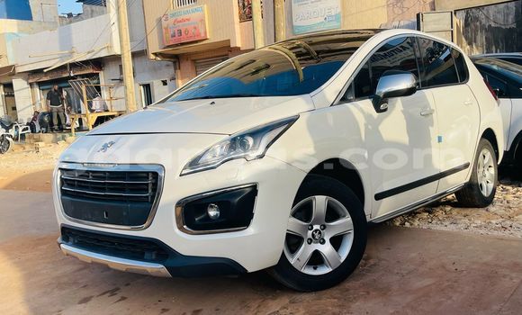 Buy Used Peugeot 3008 White Car in Dakar in Dakar Buy Used Peugeot 3008 White Car in Dakar in Dakar