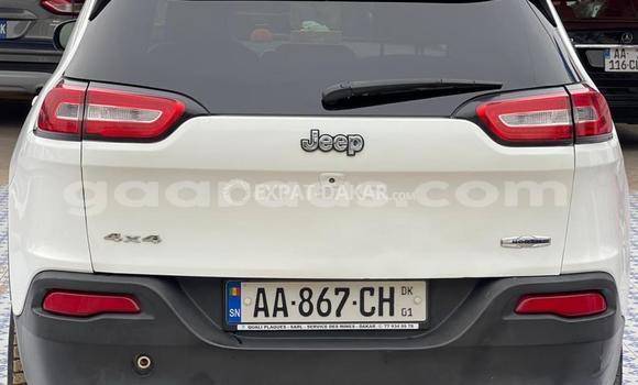 Acheter Occasion Voiture Jeep Cherokee Blanc à Dakar, Dakar Acheter Occasion Voiture Jeep Cherokee Blanc à Dakar, Dakar