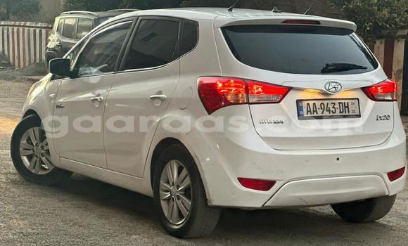 Acheter Occasion Voiture Hyundai ix20 Blanc à Dakar, Dakar Acheter Occasion Voiture Hyundai ix20 Blanc à Dakar, Dakar