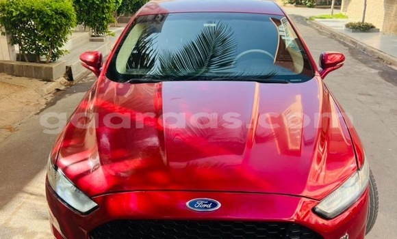 Buy Used Ford Fusion Red Car in Dakar in Dakar