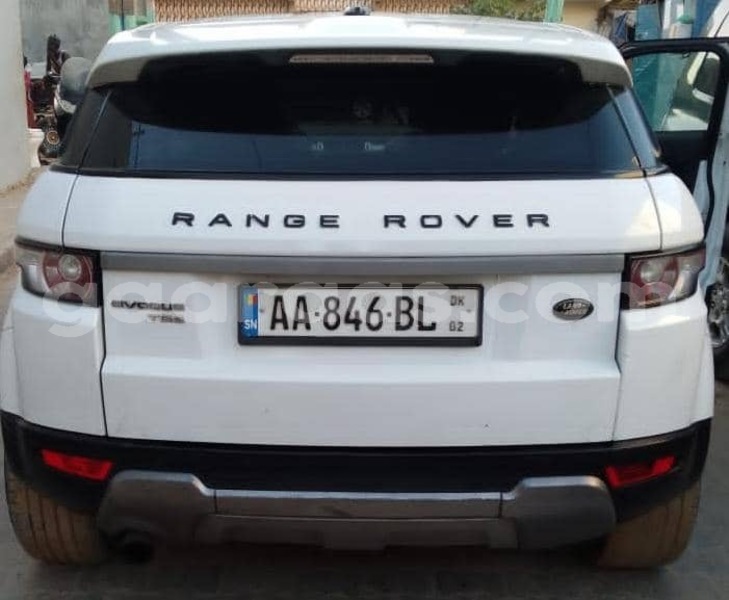 Big with watermark range rover evoque dakar dakar 14302