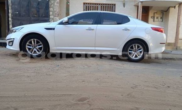 Buy Used Kia Optima White Car in Dabo in Kolda Buy Used Kia Optima White Car in Dabo in Kolda