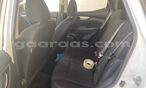 Buy Used Nissan Qashqai White Car in Dakar in Dakar Buy Used Nissan Qashqai White Car in Dakar in Dakar