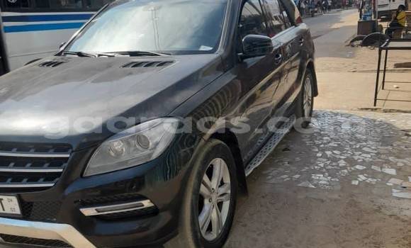 Acheter Occasion Voiture Mercedes‒Benz ML–Class Noir à Dakar, Dakar Acheter Occasion Voiture Mercedes‒Benz ML–Class Noir à Dakar, Dakar