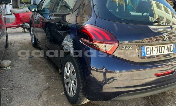 Acheter Occasion Voiture Peugeot 2008 Noir à Dakar, Dakar Acheter Occasion Voiture Peugeot 2008 Noir à Dakar, Dakar