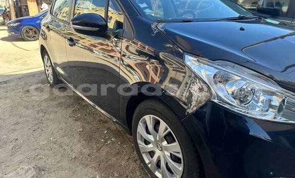 Acheter Occasion Voiture Peugeot 2008 Noir à Dakar, Dakar Acheter Occasion Voiture Peugeot 2008 Noir à Dakar, Dakar