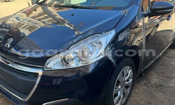 Acheter Occasion Voiture Peugeot 2008 Noir à Dakar, Dakar Acheter Occasion Voiture Peugeot 2008 Noir à Dakar, Dakar