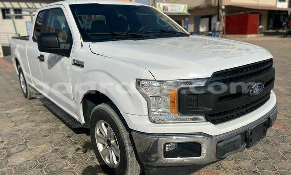 Acheter Occasion Voiture Ford F–150 Blanc à Damniadio, Dakar Acheter Occasion Voiture Ford F–150 Blanc à Damniadio, Dakar