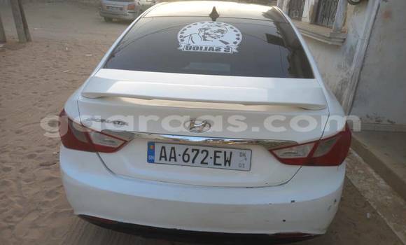 Acheter Occasion Voiture Hyundai Sonata Blanc à Dakar, Dakar Acheter Occasion Voiture Hyundai Sonata Blanc à Dakar, Dakar