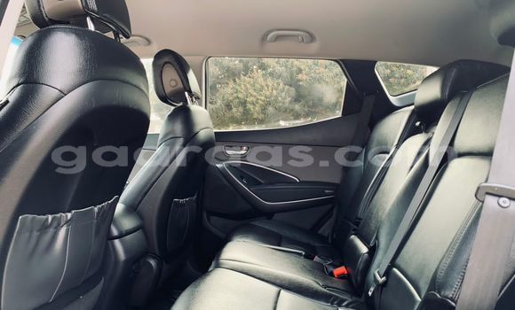 Buy Used Hyundai Santa Fe Blue Car in Dakar in Dakar Buy Used Hyundai Santa Fe Blue Car in Dakar in Dakar