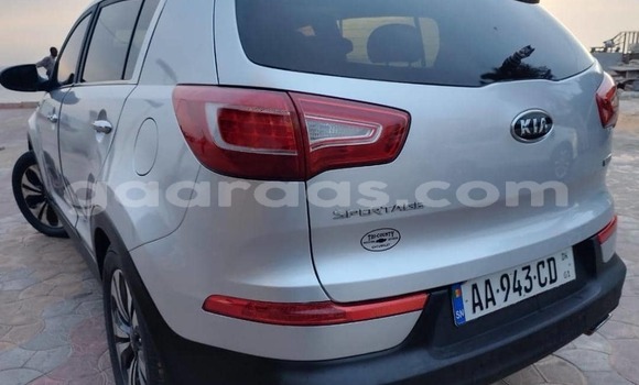 Dieundeu Occasion Kia Sportage Silver Auto in Dakar in Dakar Dieundeu Occasion Kia Sportage Silver Auto in Dakar in Dakar