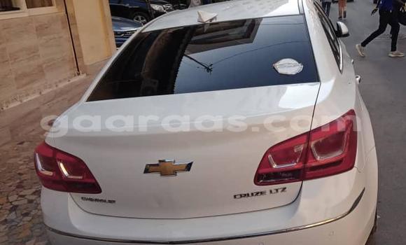 Buy Used Chevrolet Cruze White Car in Dakar in Dakar Buy Used Chevrolet Cruze White Car in Dakar in Dakar