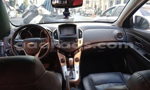 Buy Used Chevrolet Cruze White Car in Dakar in Dakar Buy Used Chevrolet Cruze White Car in Dakar in Dakar