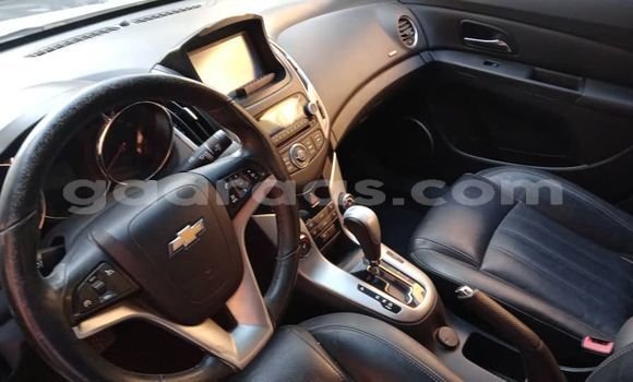 Buy Used Chevrolet Cruze White Car in Dakar in Dakar Buy Used Chevrolet Cruze White Car in Dakar in Dakar