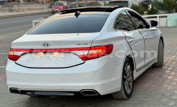 Dieundeu Imported Hyundai Grandeur White Auto in Dakar in Dakar Dieundeu Imported Hyundai Grandeur White Auto in Dakar in Dakar
