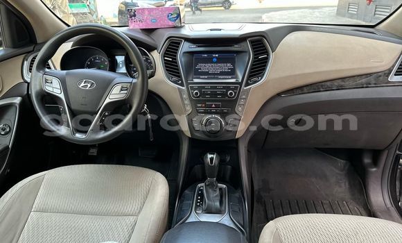 Dieundeu Occasion Hyundai Santa Fe Black Auto in Dakar in Dakar Dieundeu Occasion Hyundai Santa Fe Black Auto in Dakar in Dakar