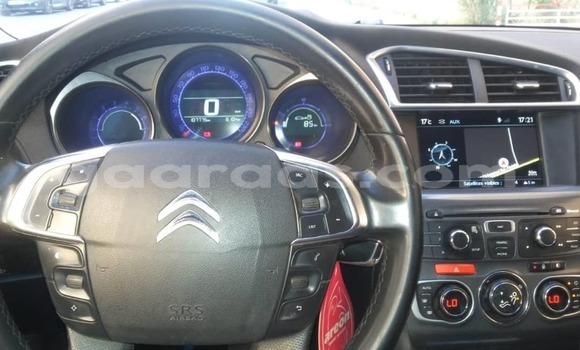 Acheter Occasion Voiture Citroen C4 Bleu à Tivaouane, Région de Thiès Acheter Occasion Voiture Citroen C4 Bleu à Tivaouane, Région de Thiès