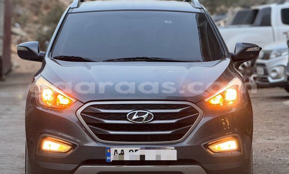 Buy Used Hyundai Tucson Silver Car in Dakar in Dakar Buy Used Hyundai Tucson Silver Car in Dakar in Dakar