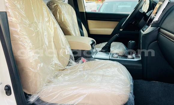 Acheter Occasion Voiture Toyota Land Cruiser Blanc à Dakar, Dakar Acheter Occasion Voiture Toyota Land Cruiser Blanc à Dakar, Dakar