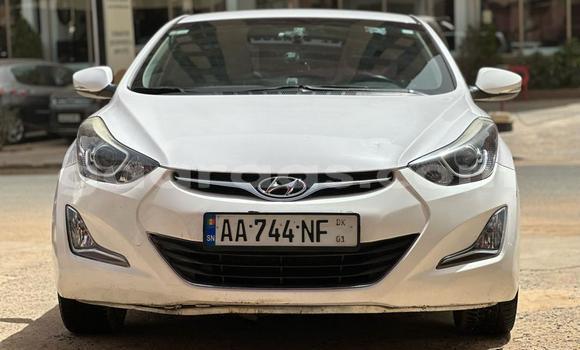 Dieundeu Occasion Hyundai Elantra White Auto in Dakar in Dakar Dieundeu Occasion Hyundai Elantra White Auto in Dakar in Dakar