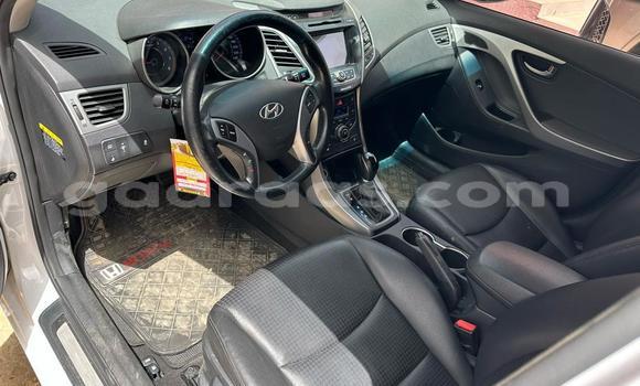 Dieundeu Occasion Hyundai Elantra White Auto in Dakar in Dakar Dieundeu Occasion Hyundai Elantra White Auto in Dakar in Dakar