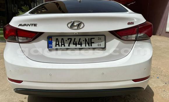 Dieundeu Occasion Hyundai Elantra White Auto in Dakar in Dakar Dieundeu Occasion Hyundai Elantra White Auto in Dakar in Dakar