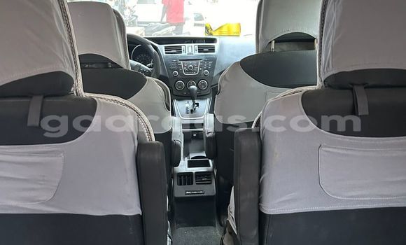 Buy Used Mazda 5 White Car in Dakar in Dakar Buy Used Mazda 5 White Car in Dakar in Dakar