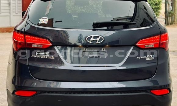 Dieundeu Occasion Hyundai Santa Fe Blue Auto in Dakar in Dakar Dieundeu Occasion Hyundai Santa Fe Blue Auto in Dakar in Dakar