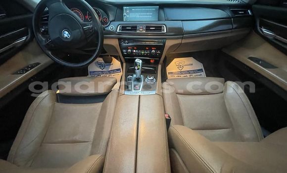 Dieundeu Occasion BMW 7-Series Black Auto in Dakar in Dakar Dieundeu Occasion BMW 7-Series Black Auto in Dakar in Dakar