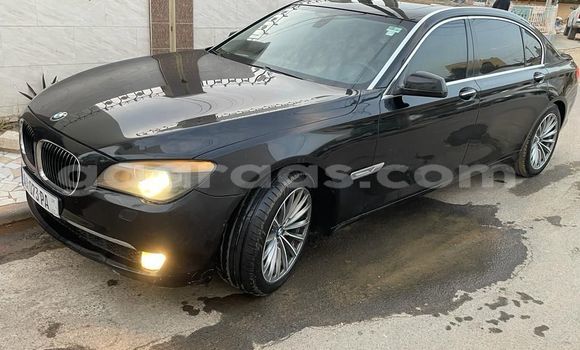Dieundeu Occasion BMW 7-Series Black Auto in Dakar in Dakar Dieundeu Occasion BMW 7-Series Black Auto in Dakar in Dakar