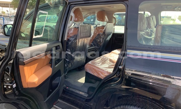 Acheter Import Voiture Toyota Land Cruiser Noir à Dakar, Dakar Acheter Import Voiture Toyota Land Cruiser Noir à Dakar, Dakar