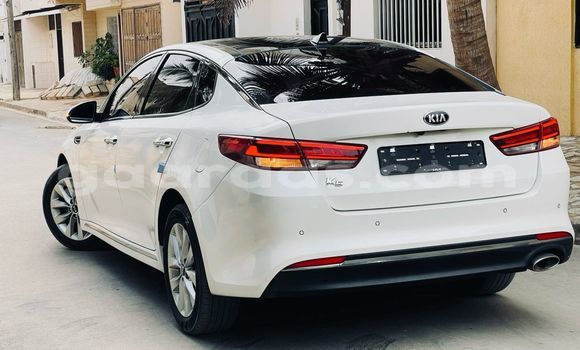 Acheter Import Voiture Kia K5 Blanc à Dakar, Dakar Acheter Import Voiture Kia K5 Blanc à Dakar, Dakar