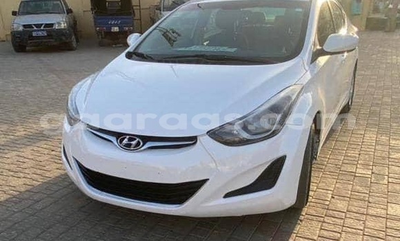 Acheter Occasion Voiture Hyundai Elantra Blanc à Dakar, Dakar