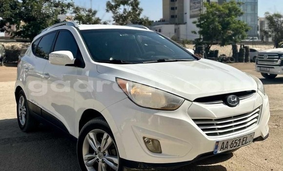 Buy Used Hyundai Tucson White Car in Dakar in Dakar Buy Used Hyundai Tucson White Car in Dakar in Dakar