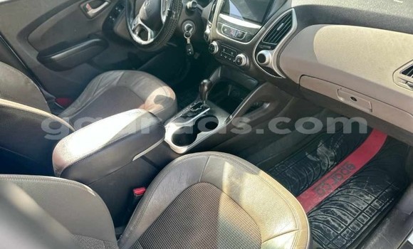 Buy Used Hyundai Tucson White Car in Dakar in Dakar Buy Used Hyundai Tucson White Car in Dakar in Dakar
