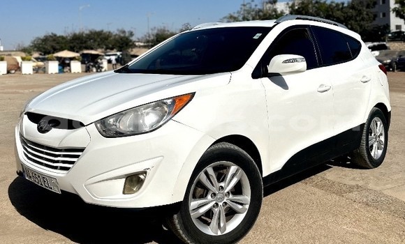 Buy Used Hyundai Tucson White Car in Dakar in Dakar Buy Used Hyundai Tucson White Car in Dakar in Dakar