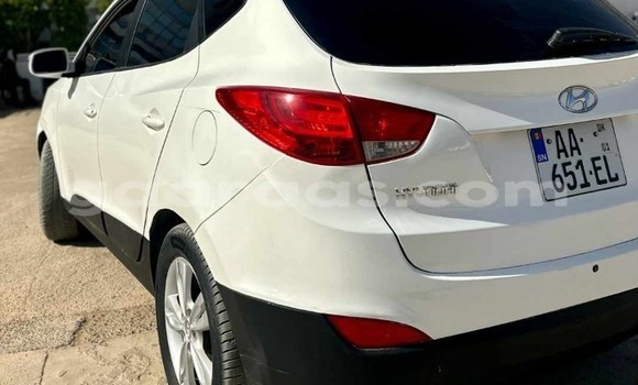 Buy Used Hyundai Tucson White Car in Dakar in Dakar Buy Used Hyundai Tucson White Car in Dakar in Dakar