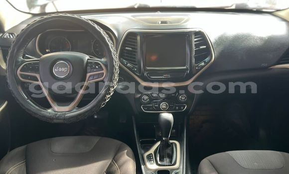 Acheter Occasion Voiture Jeep Cherokee Noir à Dakar, Dakar Acheter Occasion Voiture Jeep Cherokee Noir à Dakar, Dakar