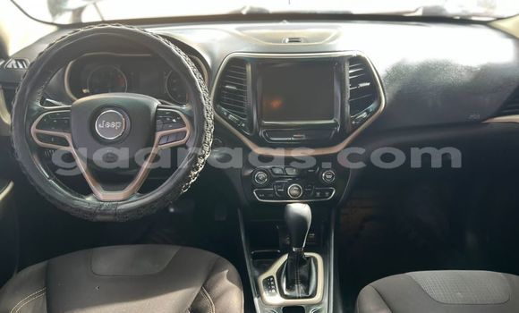 Acheter Occasion Voiture Jeep Cherokee Noir à Dakar, Dakar Acheter Occasion Voiture Jeep Cherokee Noir à Dakar, Dakar